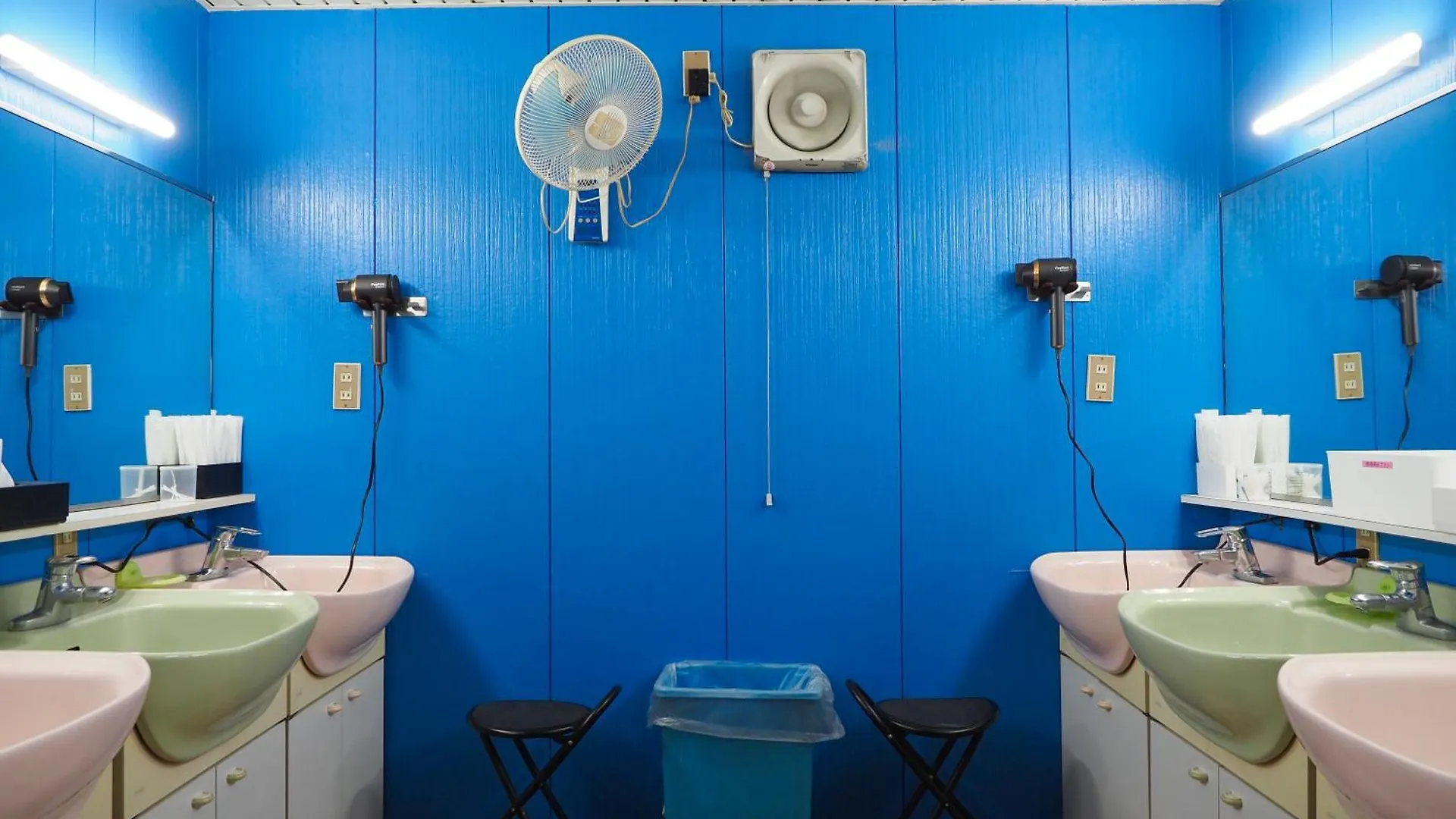 Capsule Hotel Block Room Τόκιο